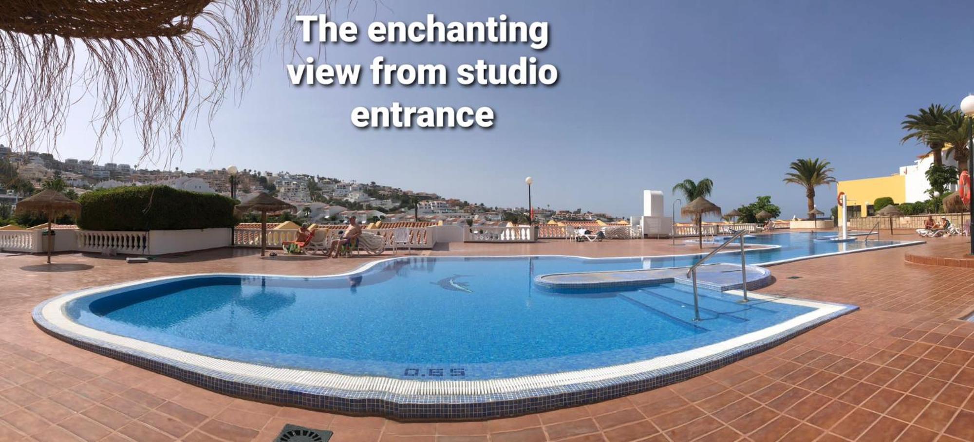 Las Brisas Holiday Costa Adeje  Bagian luar foto